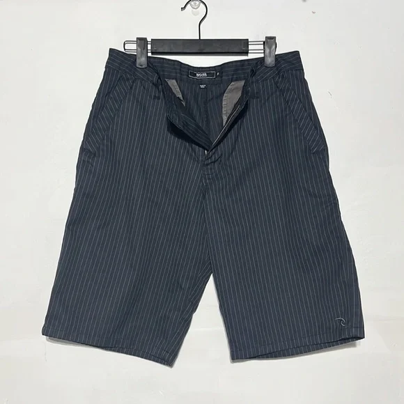 Ripcurl Men's 11" Black Grey Pinstripe Cargo Board Shorts Size 31 - Picture 4 of 9